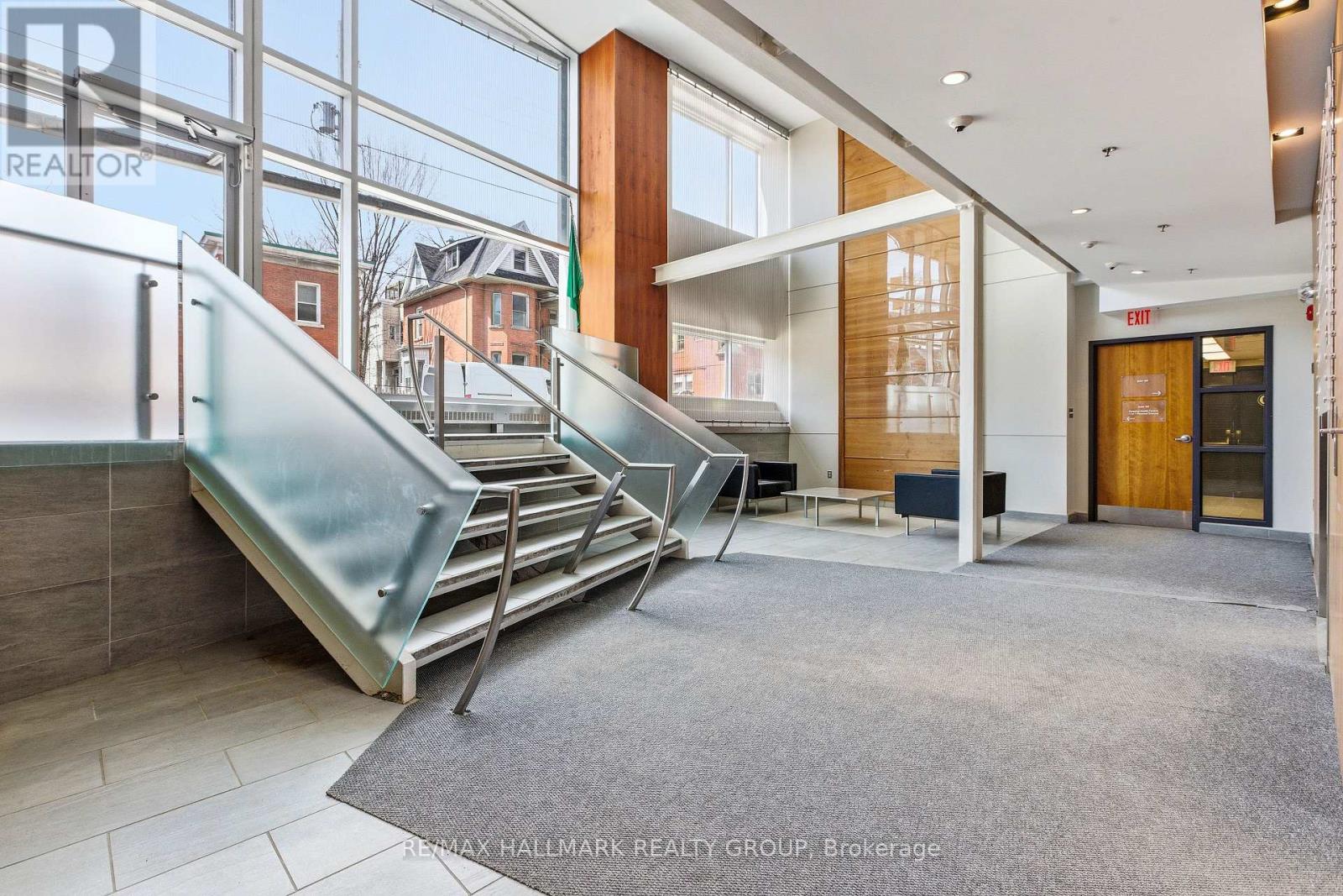 500 - 359 Kent Street, Ottawa, Ontario  K2P 0R6 - Photo 3 - X12994788