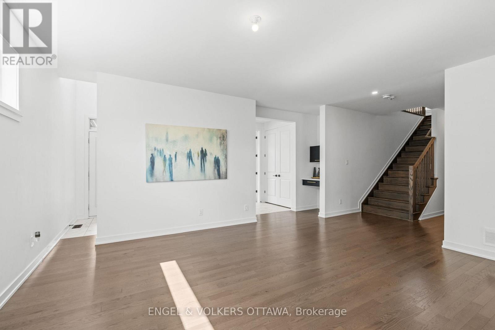 117 Orchestra Way, Ottawa, Ontario  K4M 0R5 - Photo 4 - X12995458