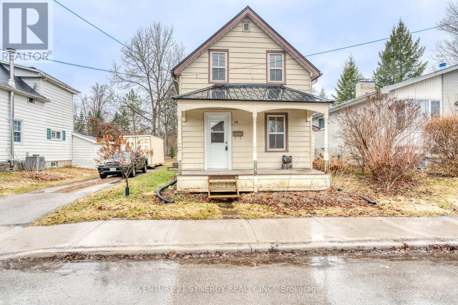 108 BECKWITH STREET E, Perth, Ontario