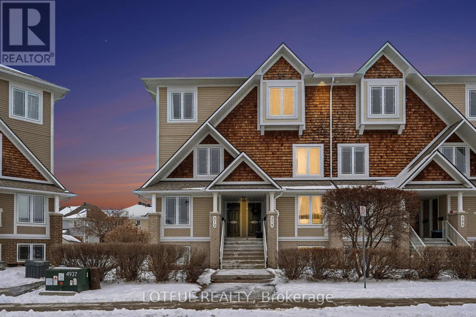 576 LAKERIDGE DRIVE, Ottawa, Ontario