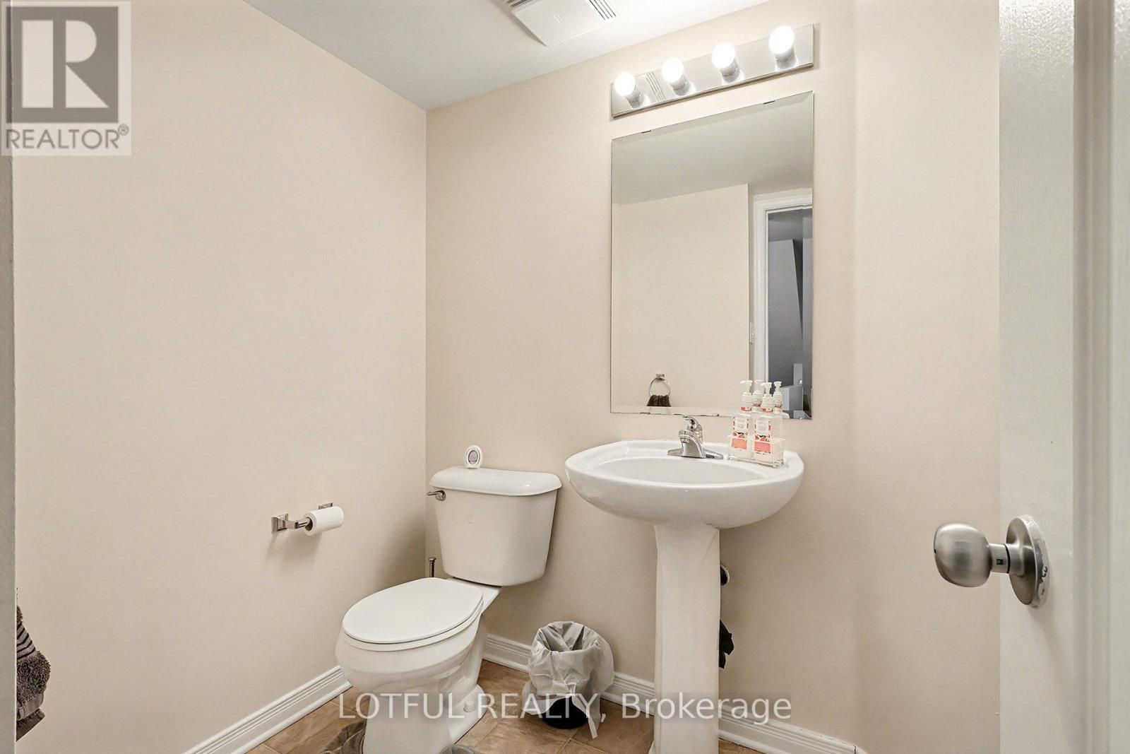 576 Lakeridge Drive, Ottawa, Ontario  K4A 0H4 - Photo 18 - X12995960
