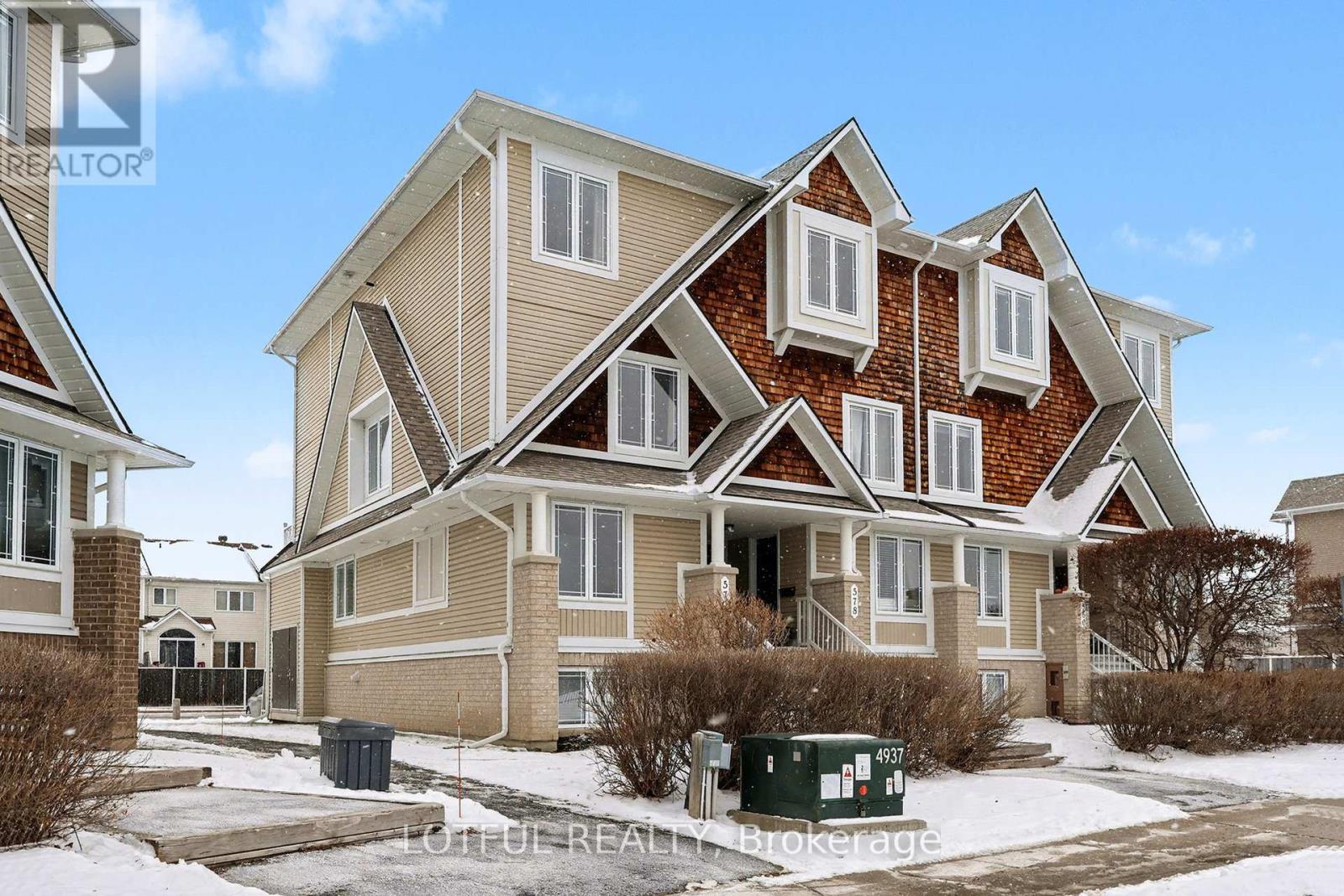 576 Lakeridge Drive, Ottawa, Ontario  K4A 0H4 - Photo 3 - X12995960