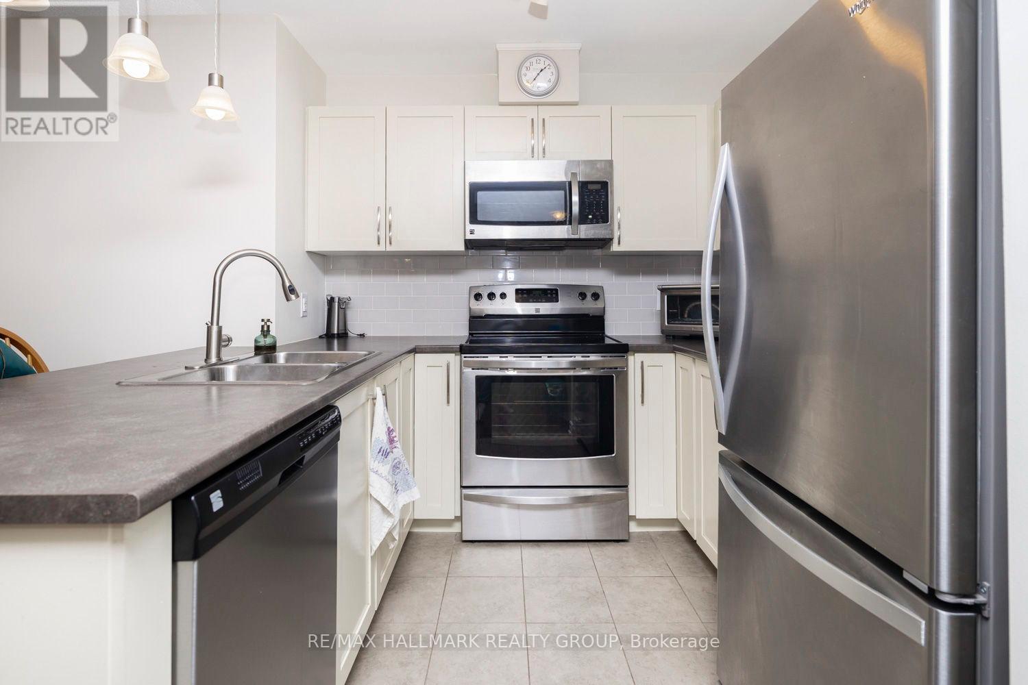309 - 141 Potts Private, Ottawa, Ontario  K4A 0N7 - Photo 11 - X12996190