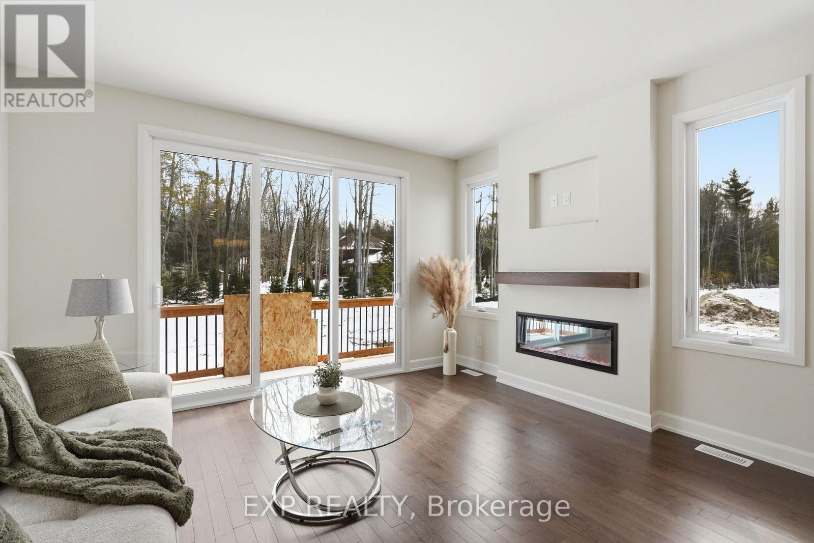18 Hughes Circle, Casselman, Ontario  K0A 1M0 - Photo 12 - X12996228