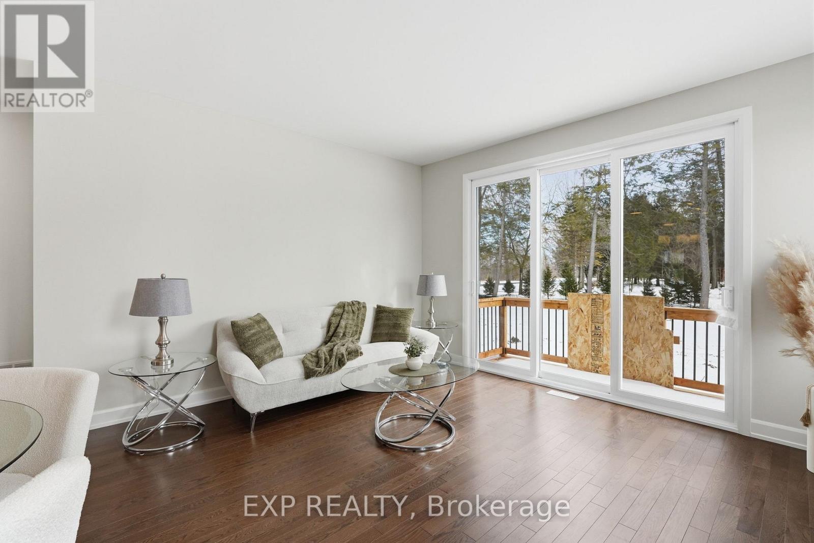 18 Hughes Circle, Casselman, Ontario  K0A 1M0 - Photo 13 - X12996228