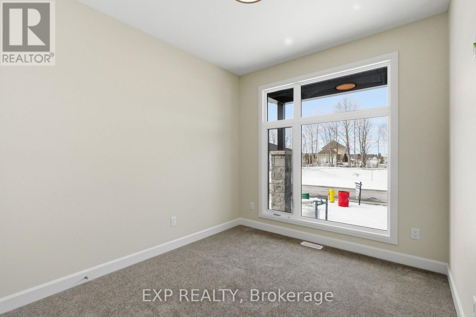 18 Hughes Circle, Casselman, Ontario  K0A 1M0 - Photo 3 - X12996228