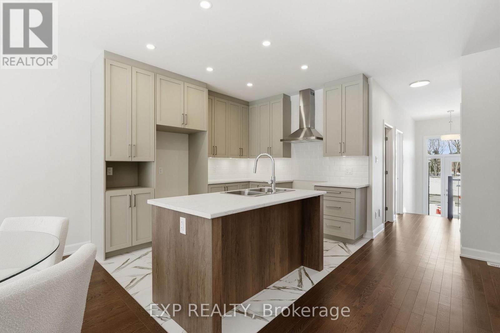 18 Hughes Circle, Casselman, Ontario  K0A 1M0 - Photo 8 - X12996228