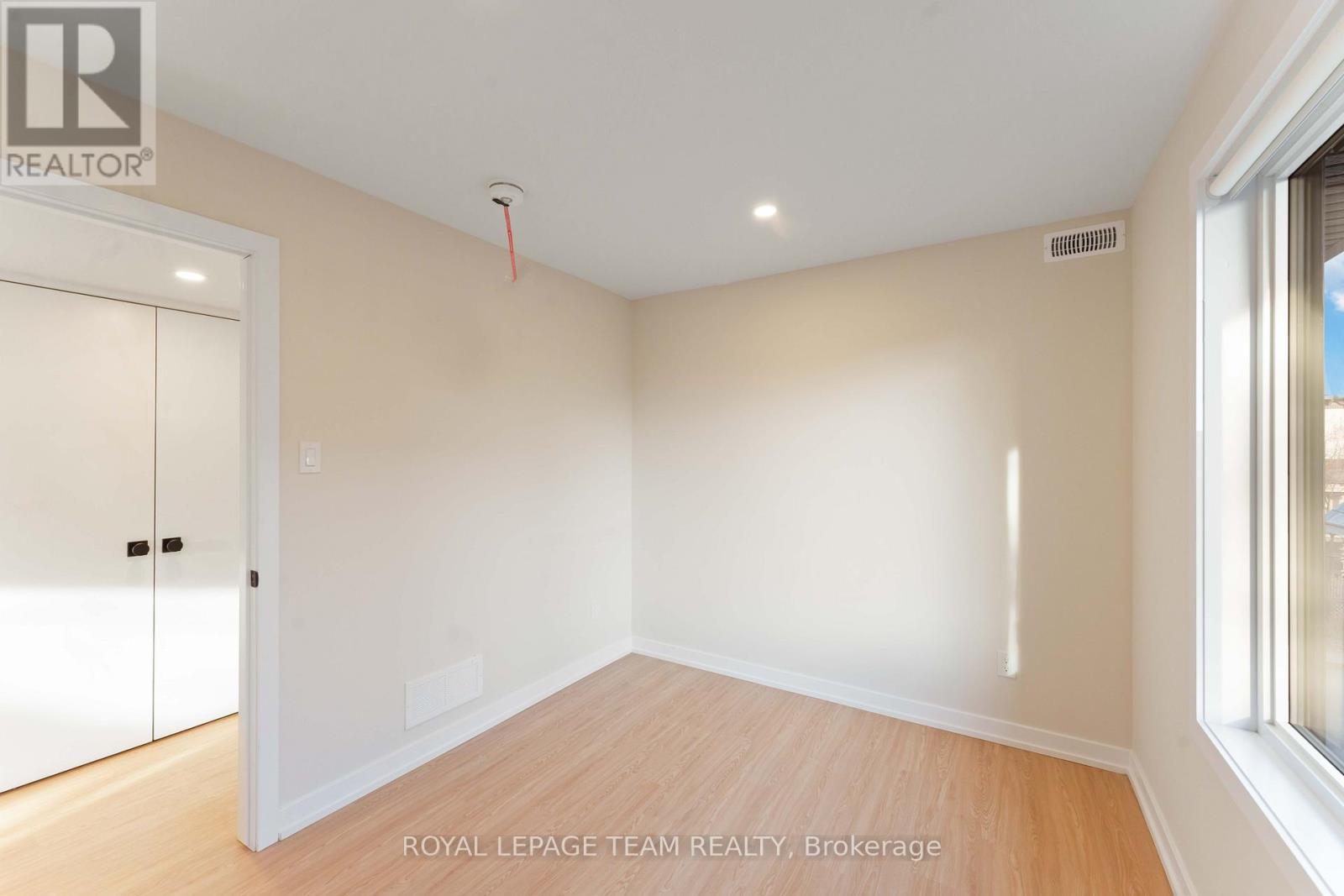 90 Elm Street, Ottawa, Ontario  K1R 6N3 - Photo 15 - X12996284