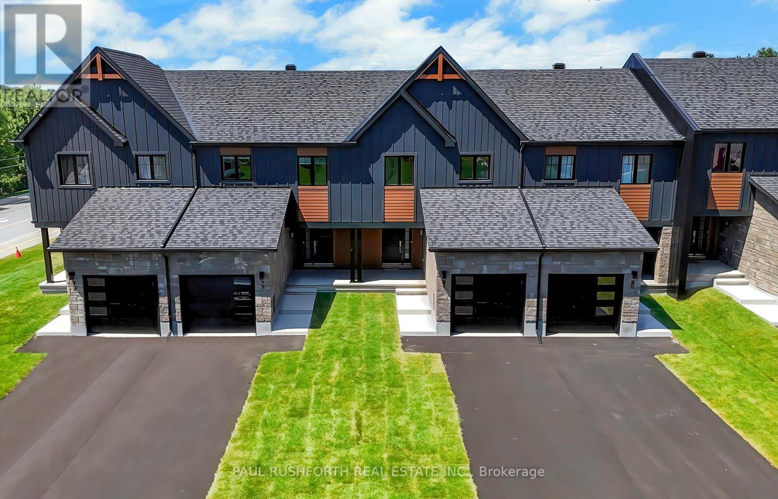 243 PEACOCK DRIVE, Russell, Ontario