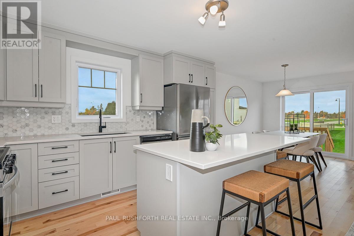 257 Peacock Drive, Russell, Ontario  K4R 0A1 - Photo 15 - X12996638