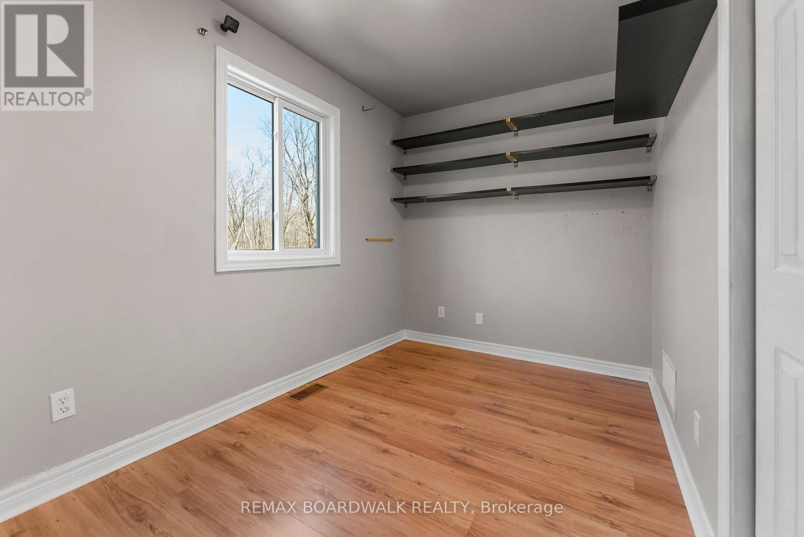 584 Ford Road, Montague, Ontario  K7A 4S4 - Photo 29 - X12996812