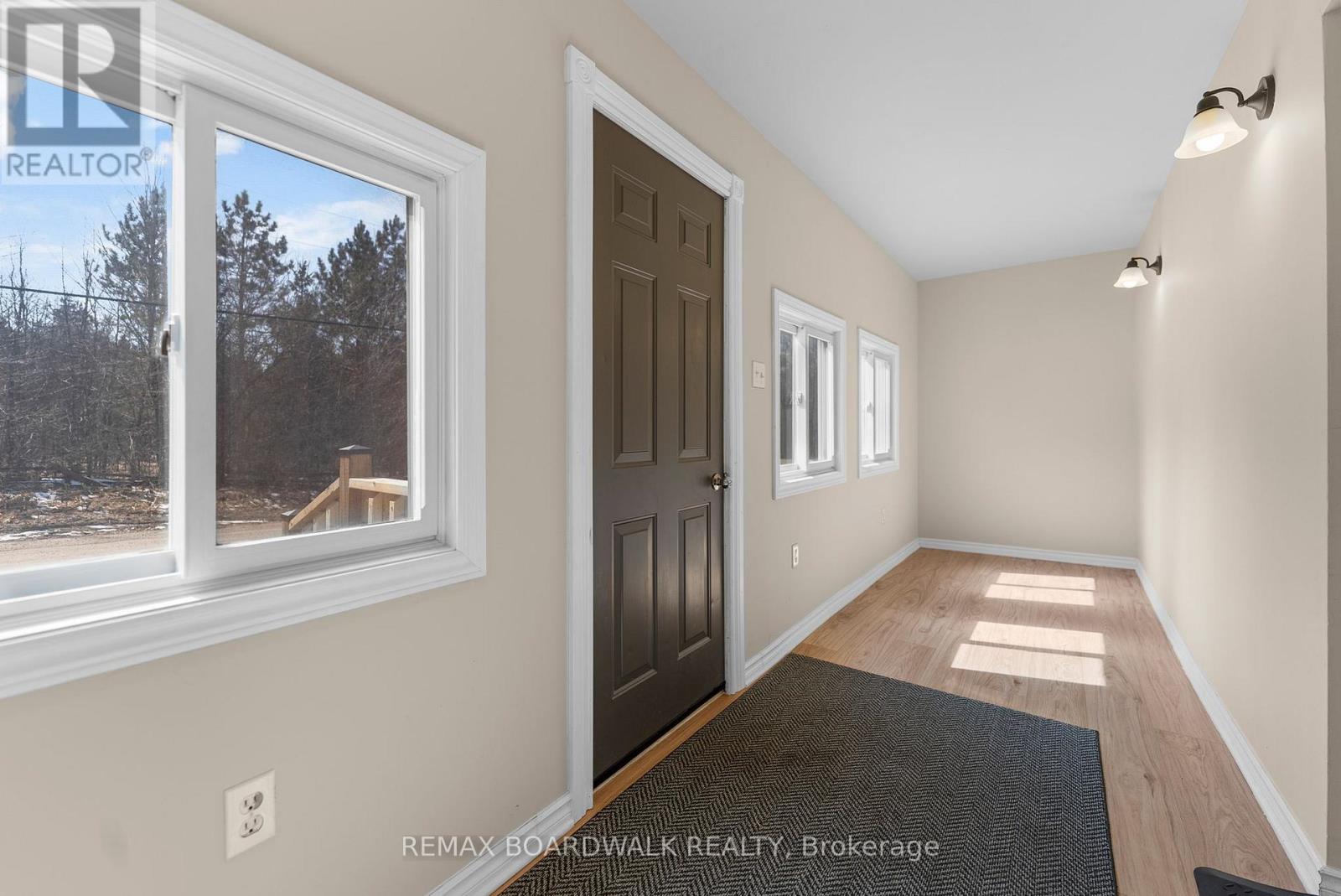 584 Ford Road, Montague, Ontario  K7A 4S4 - Photo 6 - X12996812