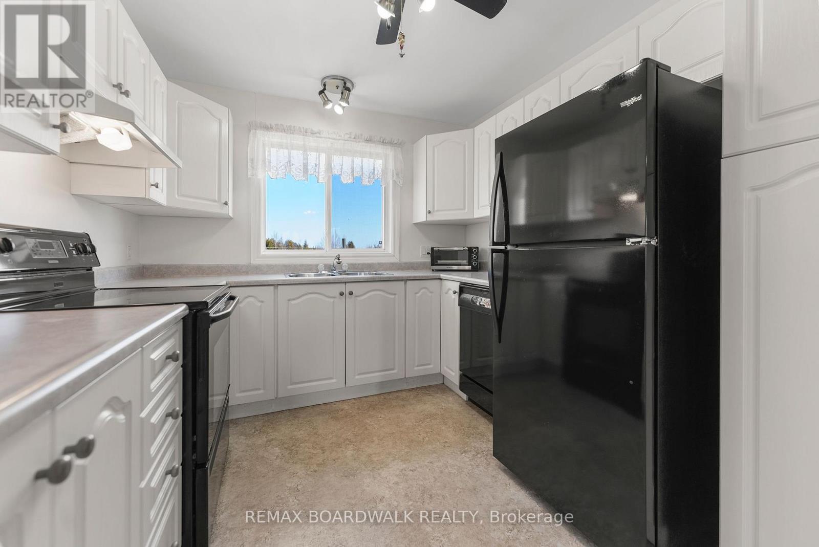 1918 Rosedale Road N, Montague, Ontario  K7A 4S6 - Photo 15 - X12997014