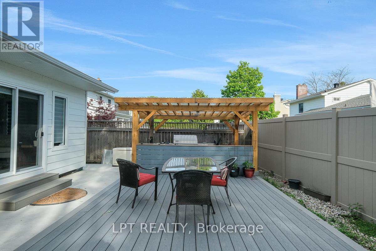 624 Pleasant Park Road, Ottawa, Ontario  K1H 5N5 - Photo 49 - X12997494