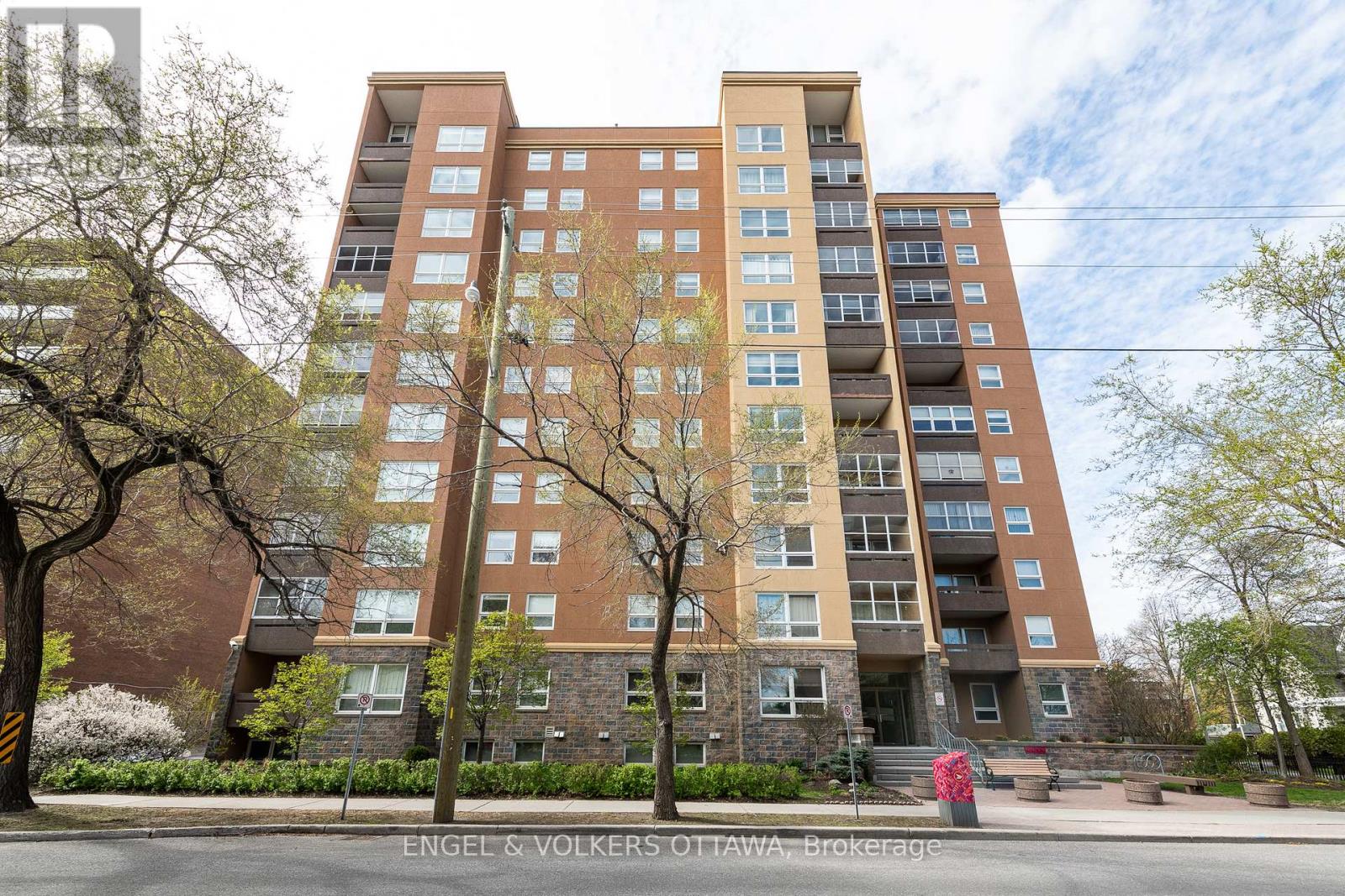 906 - 373 LAURIER AVENUE E, Ottawa, Ontario