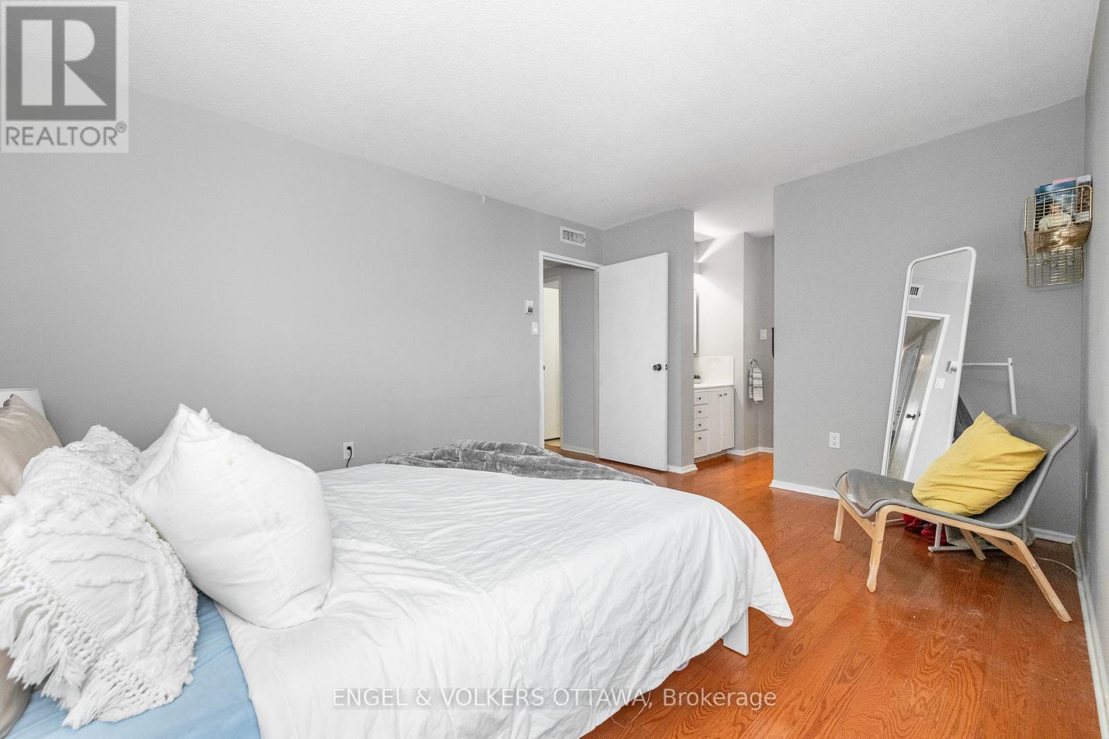906 - 373 Laurier Avenue E, Ottawa, Ontario  K1N 8X6 - Photo 32 - X12998214