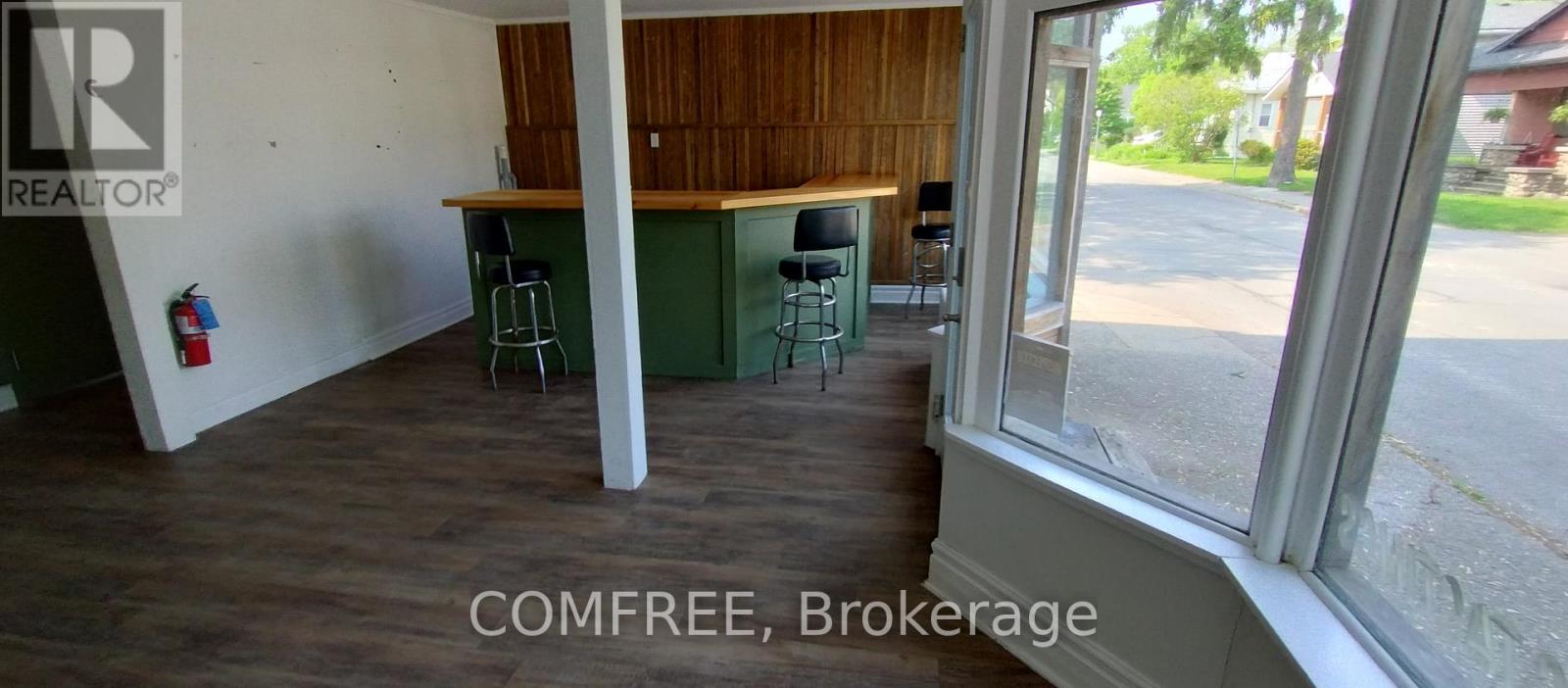 301 Derby Road, Fort Erie, Ontario  L0S 1B0 - Photo 5 - X12998574