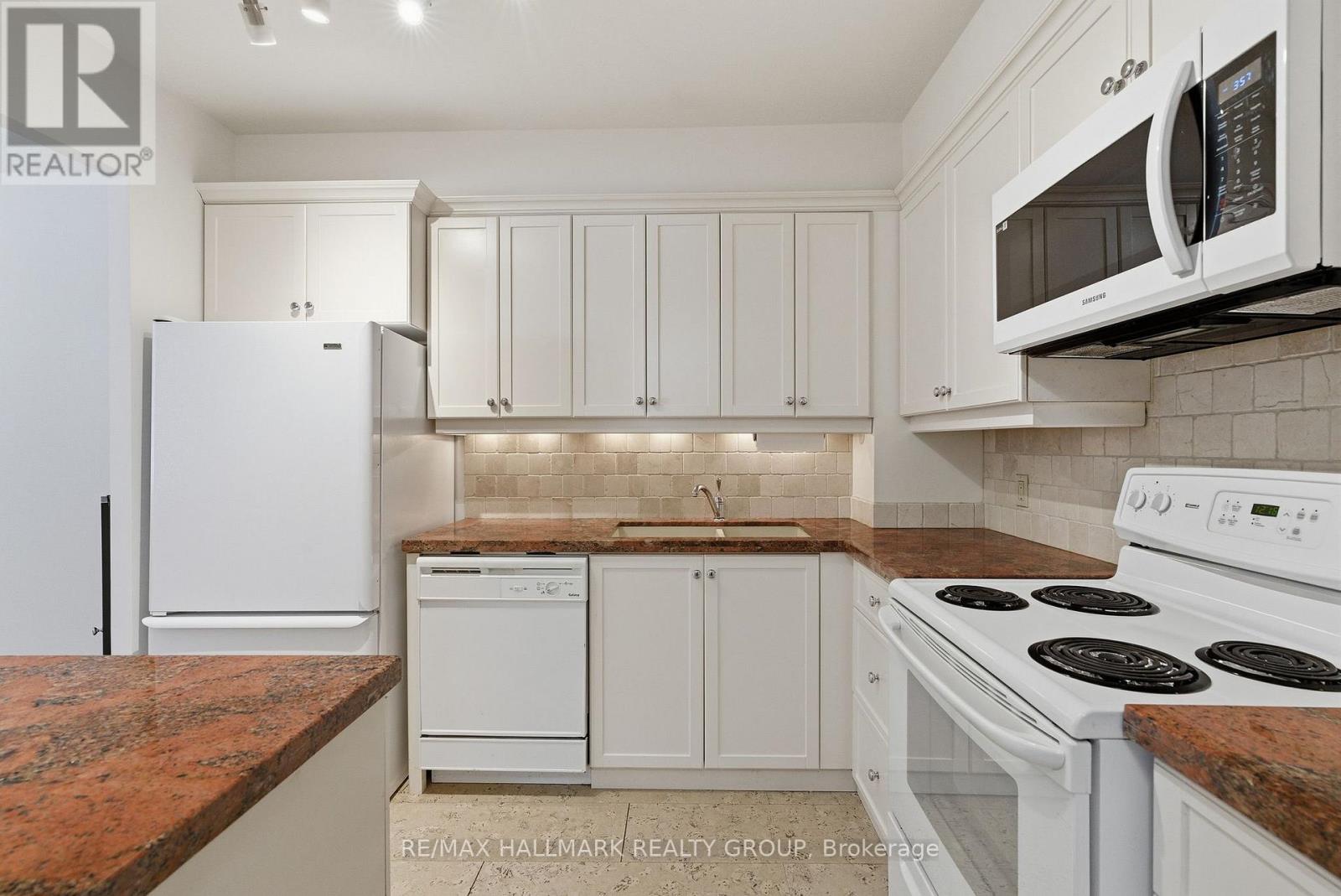 411 - 2871 Richmond Road, Ottawa, Ontario  K2B 8M5 - Photo 6 - X12998774