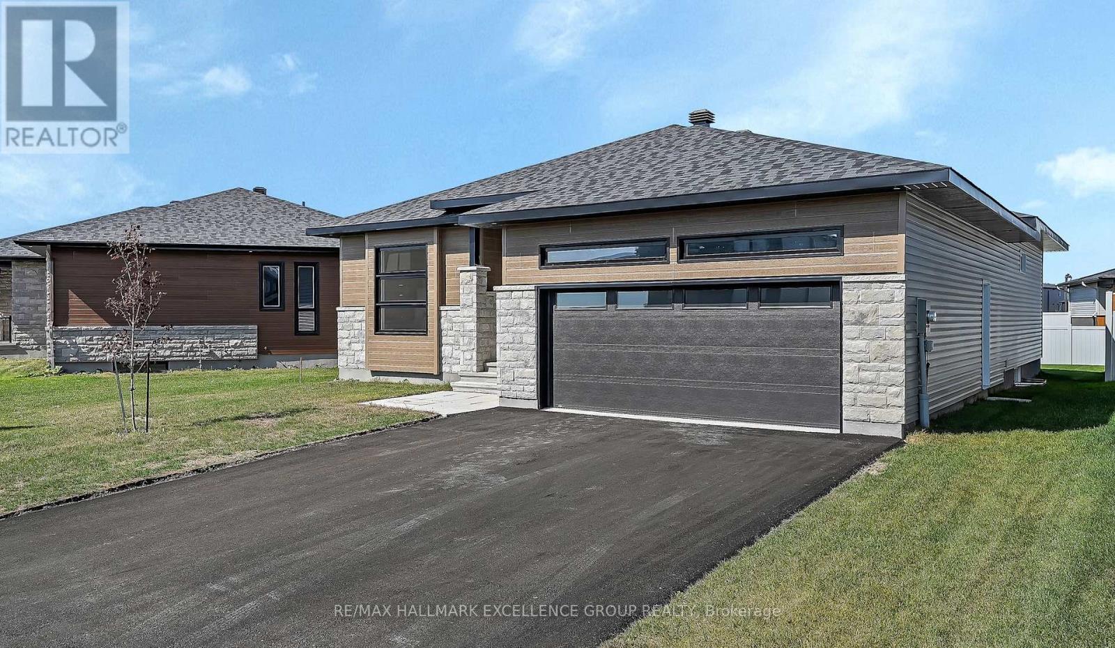 1345 Diamond Street, Clarence-Rockland, Ontario  K4K 0M6 - Photo 2 - X12998876