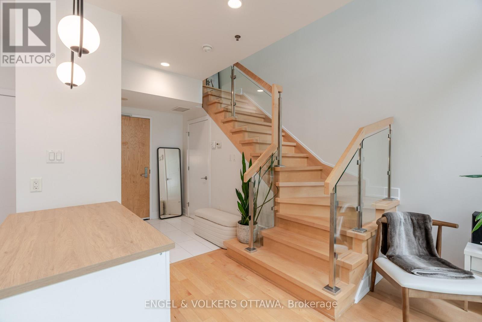 202 - 197 Lisgar Street, Ottawa, Ontario  K2P 0C3 - Photo 18 - X12999242