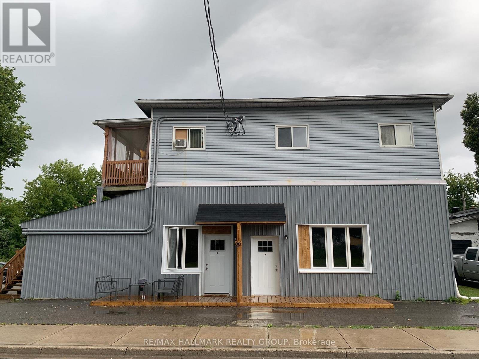 66 QUEEN STREET, Smiths Falls, Ontario