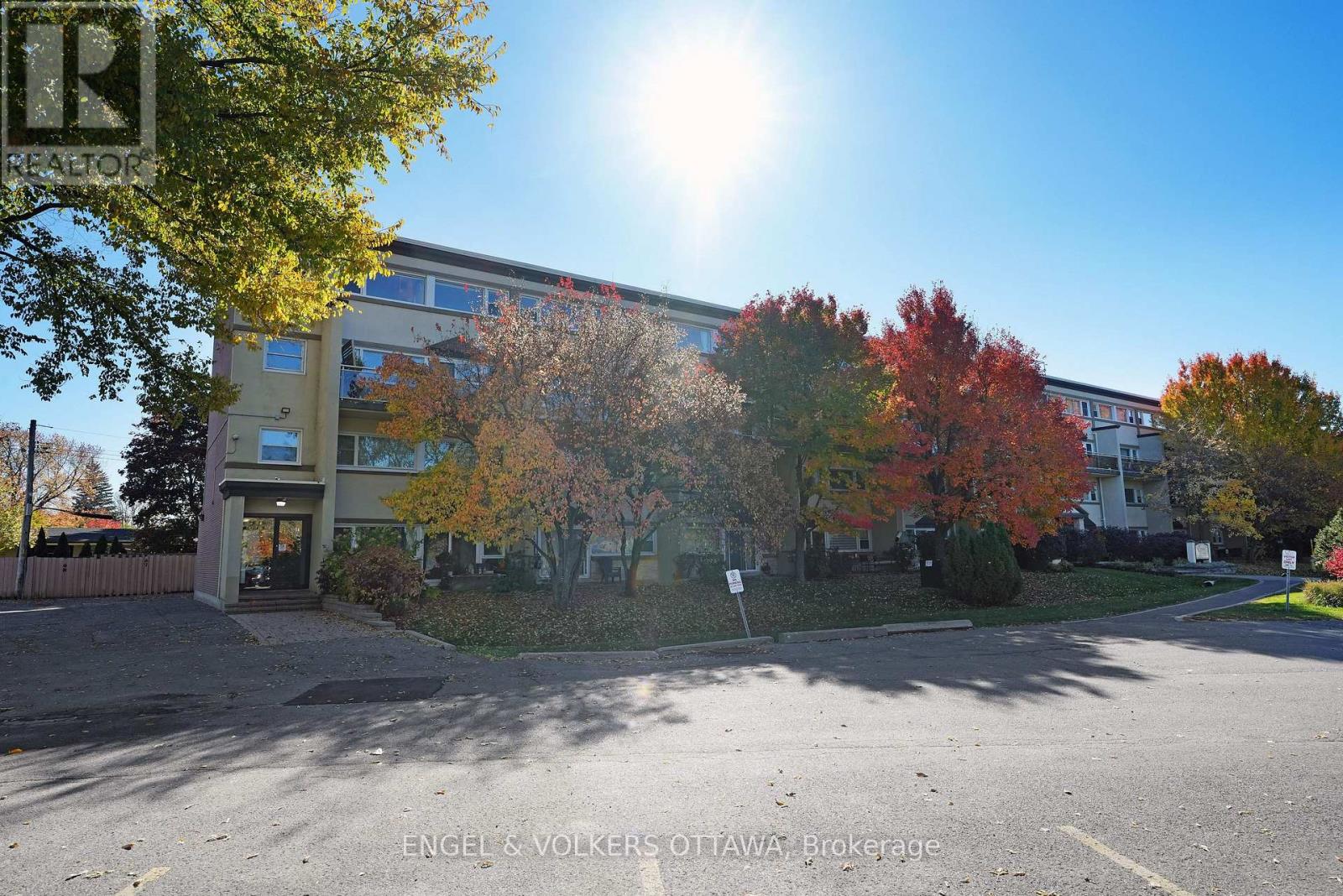216 - 12 CORKSTOWN ROAD, Ottawa, Ontario