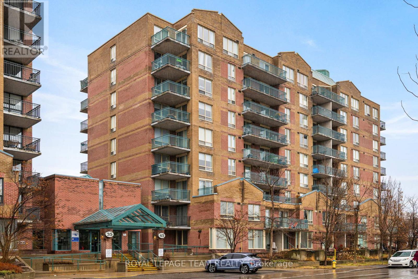 902 - 45 HOLLAND AVENUE, Ottawa, Ontario