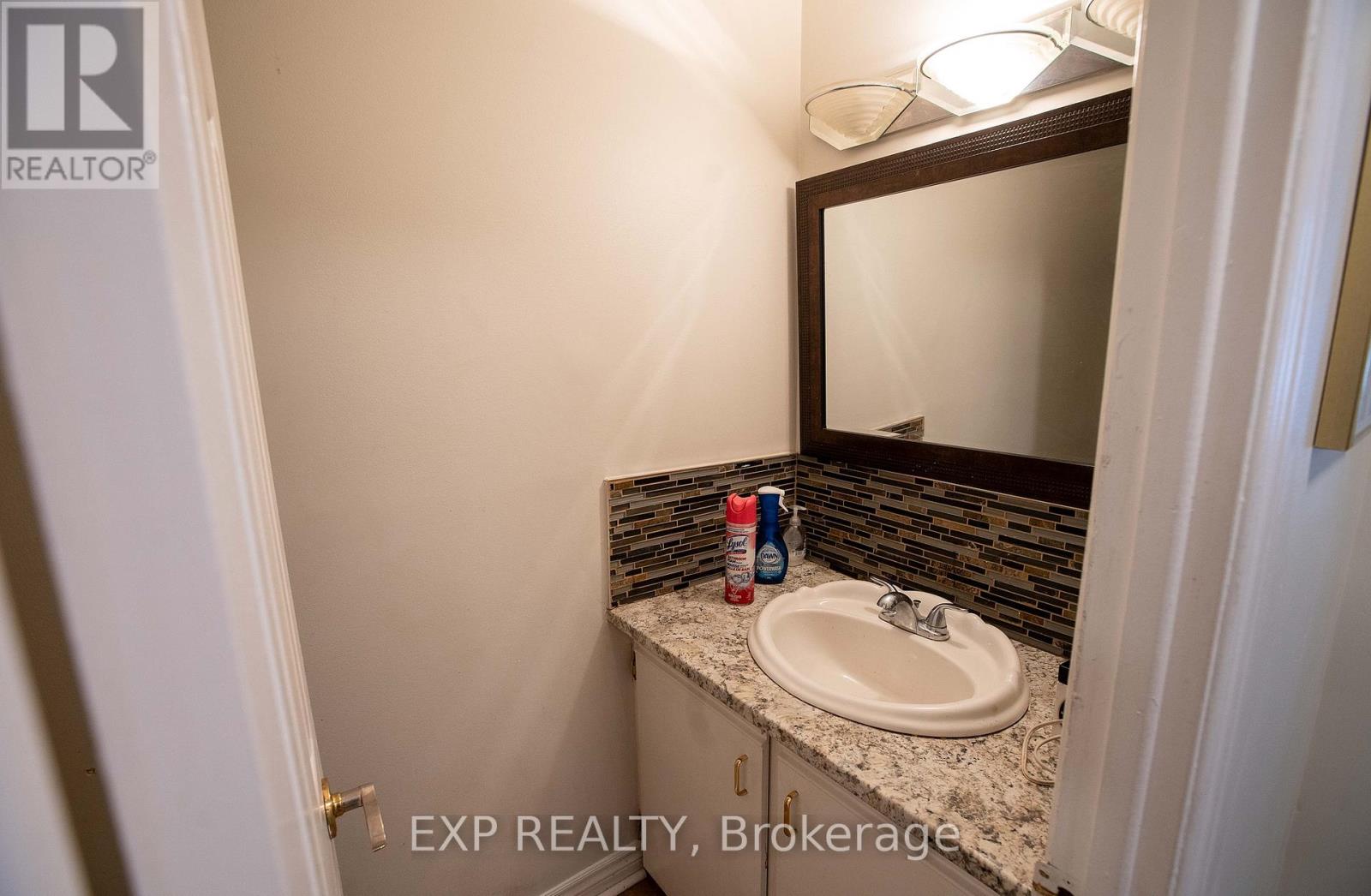 1108 Grenoble Crescent, Ottawa, Ontario  K1C 2C6 - Photo 4 - X13003156