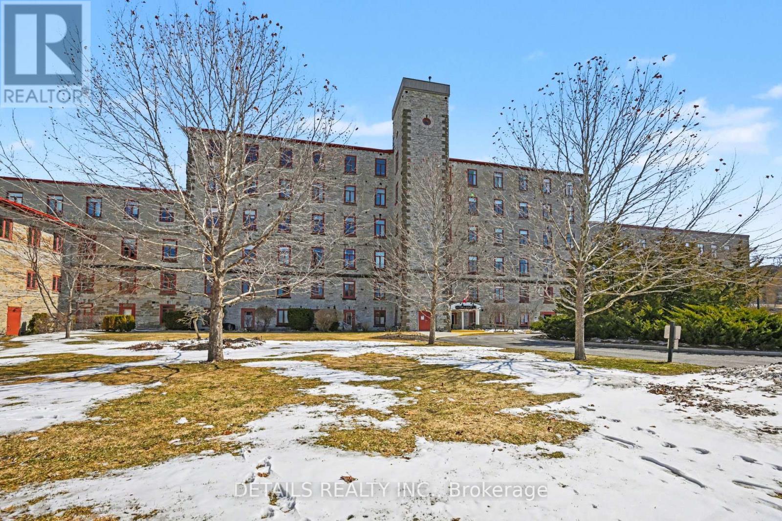 311 - 1 Rosamond Street E, Mississippi Mills, Ontario  K0A 1A0 - Photo 2 - X13004192
