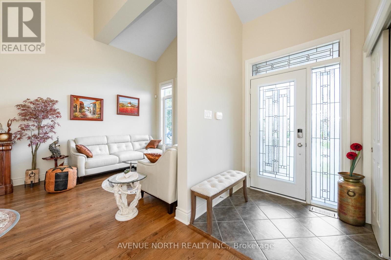 184 Felicity Crescent, Ottawa, Ontario  K1W 0C2 - Photo 4 - X13004430