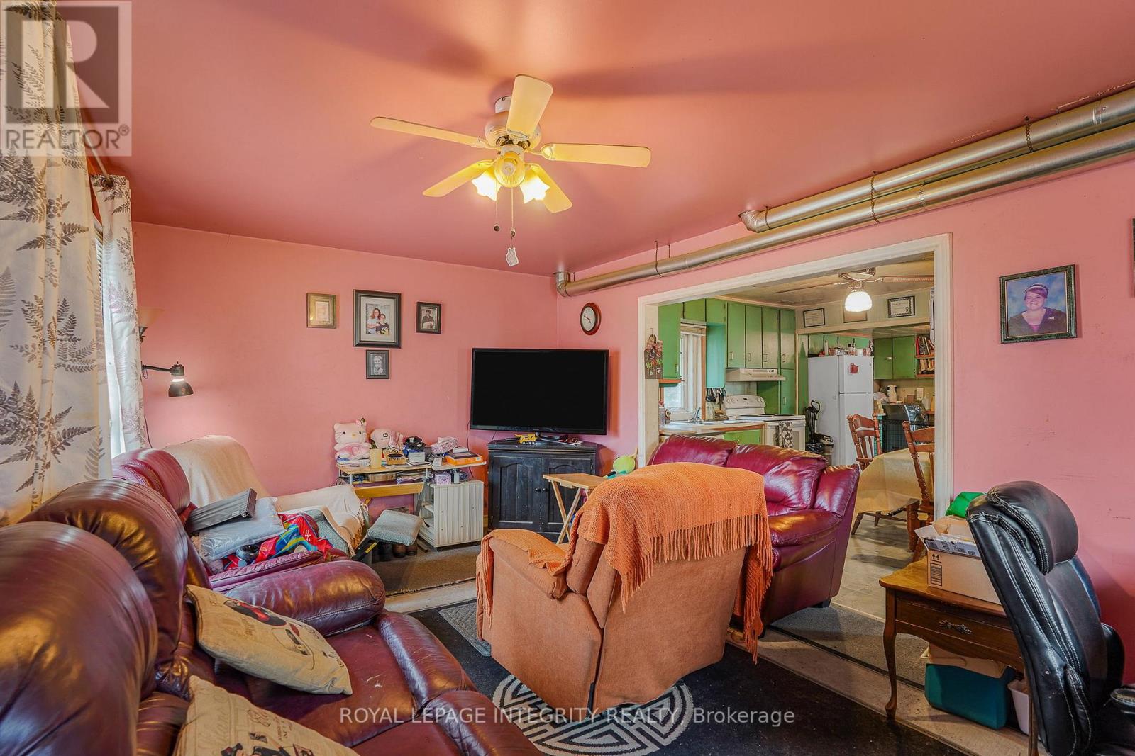 259 Bishop Street N, North Glengarry, Ontario  K0C 1A0 - Photo 2 - X13004744