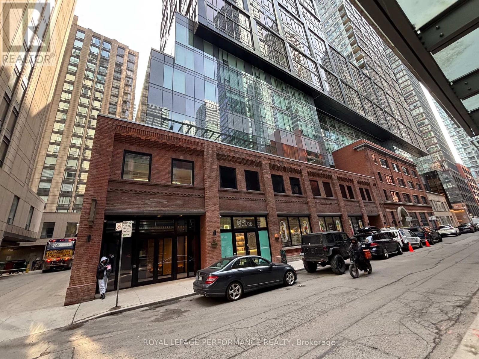 1307 - 15 MERCER STREET, Toronto, Ontario