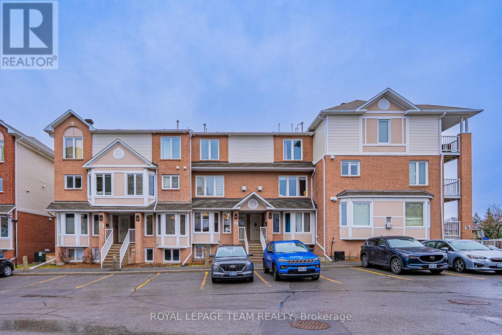1615 Locksley Lane, Ottawa, Ontario  K1J 1B6 - Photo 4 - X13008156