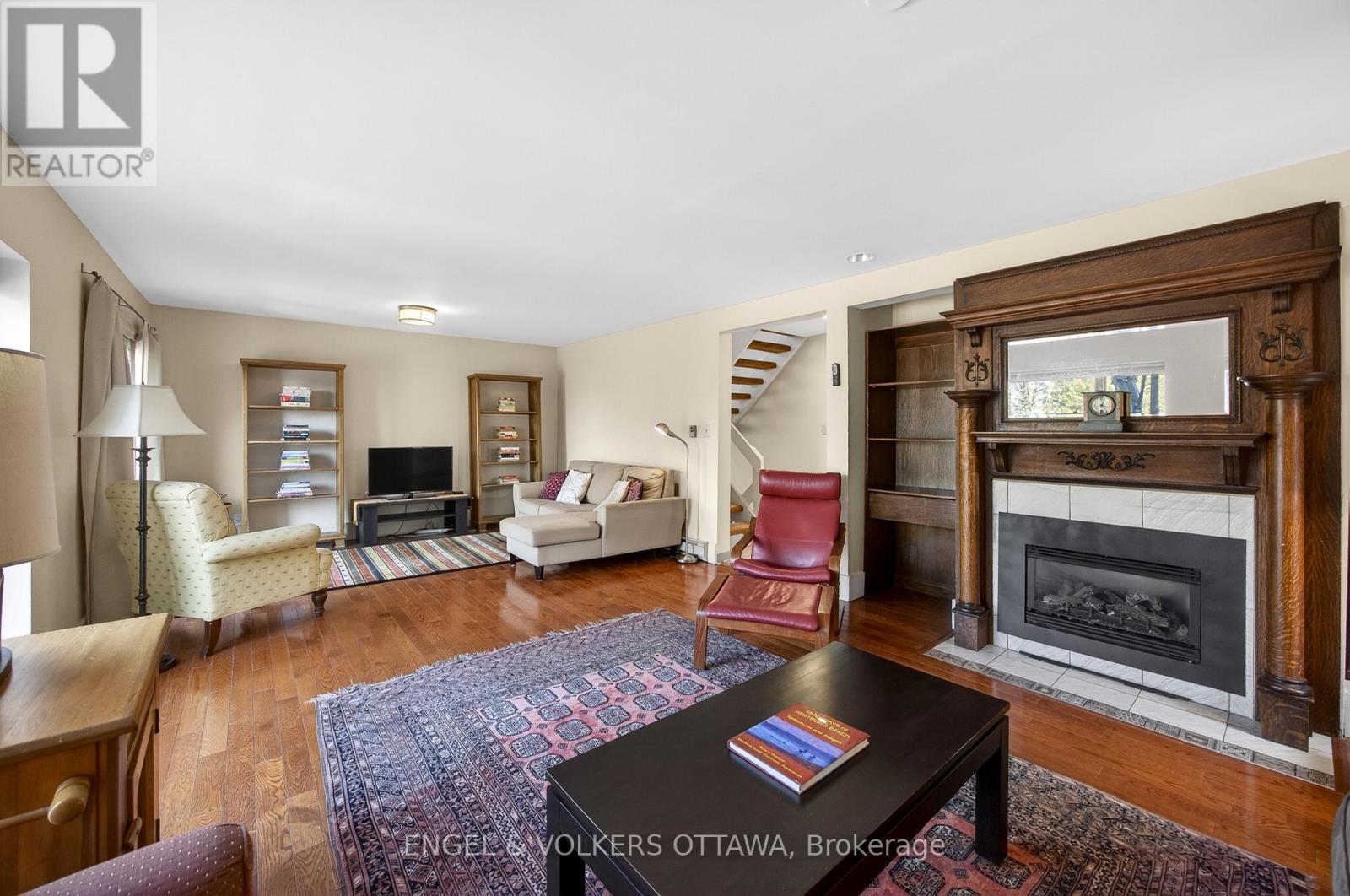 424 Lochaber Avenue, Ottawa, Ontario  K2A 0A6 - Photo 12 - X13009378