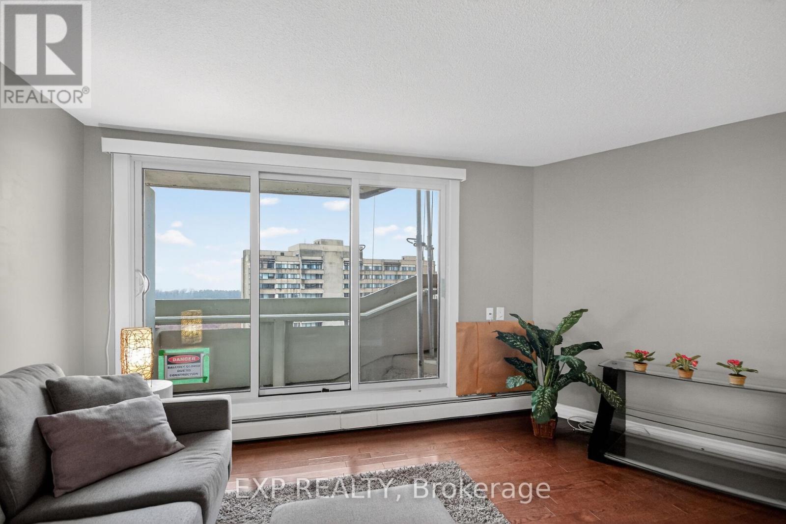 2009 - 1171 Ambleside Drive, Ottawa, Ontario  K2B 8E1 - Photo 23 - X13010068