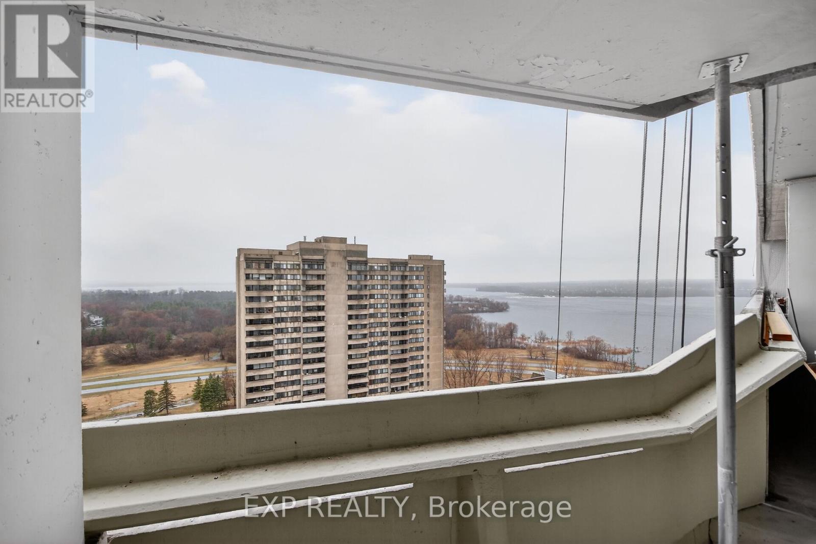 2009 - 1171 Ambleside Drive, Ottawa, Ontario  K2B 8E1 - Photo 24 - X13010068
