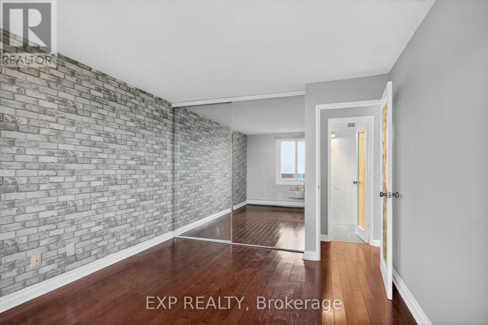 2009 - 1171 Ambleside Drive, Ottawa, Ontario  K2B 8E1 - Photo 32 - X13010068