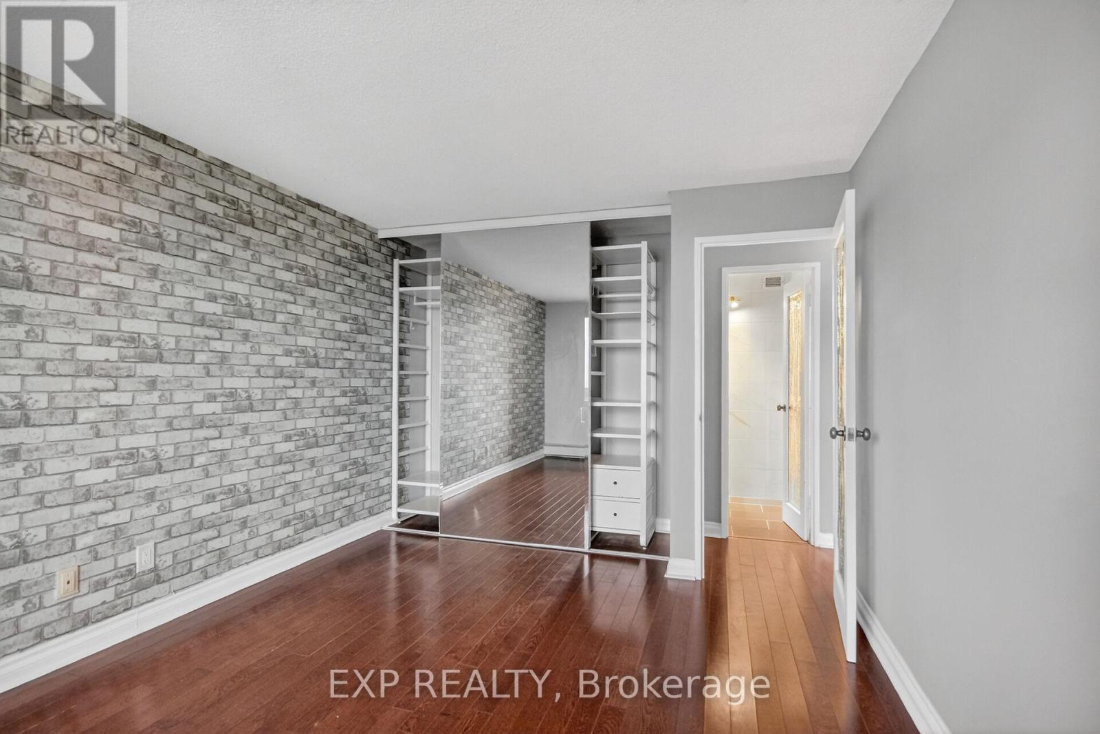 2009 - 1171 Ambleside Drive, Ottawa, Ontario  K2B 8E1 - Photo 33 - X13010068