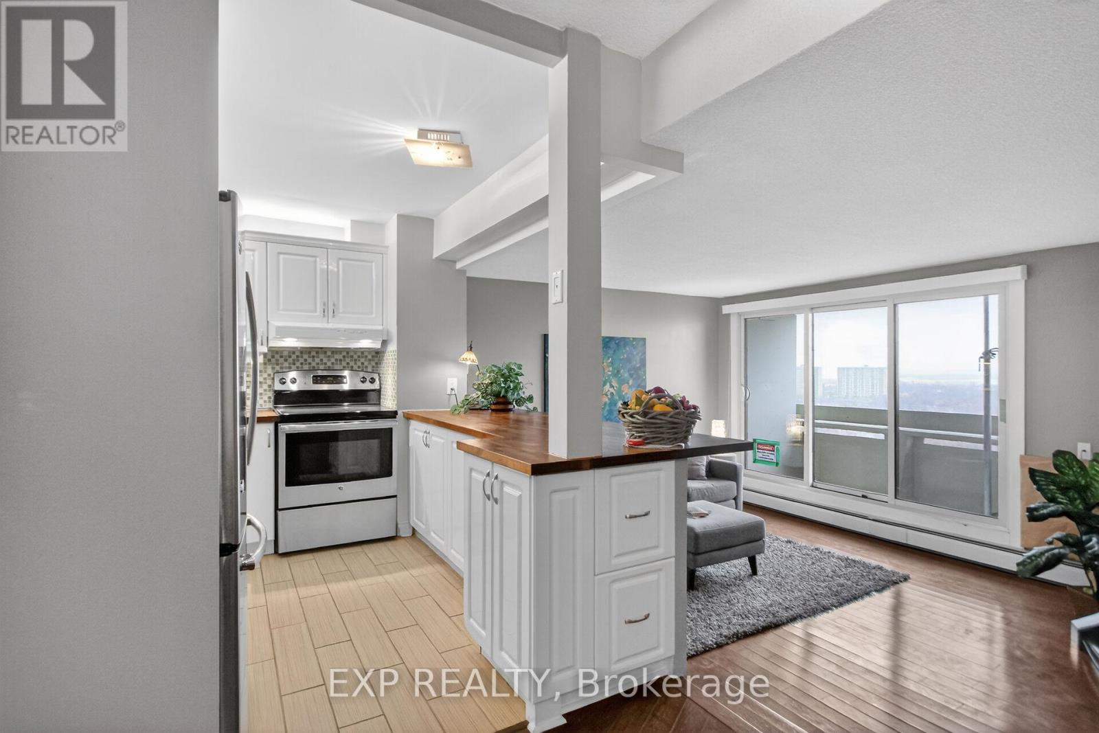 2009 - 1171 Ambleside Drive, Ottawa, Ontario  K2B 8E1 - Photo 6 - X13010068