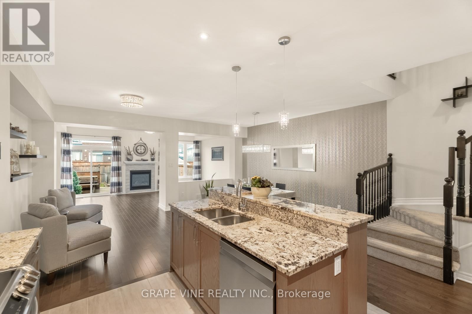 383 Memorial Grove, Ottawa, Ontario  K1X 0C7 - Photo 11 - X13010364
