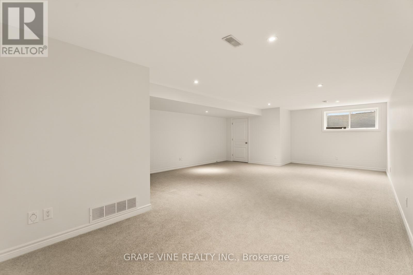 383 Memorial Grove, Ottawa, Ontario  K1X 0C7 - Photo 31 - X13010364