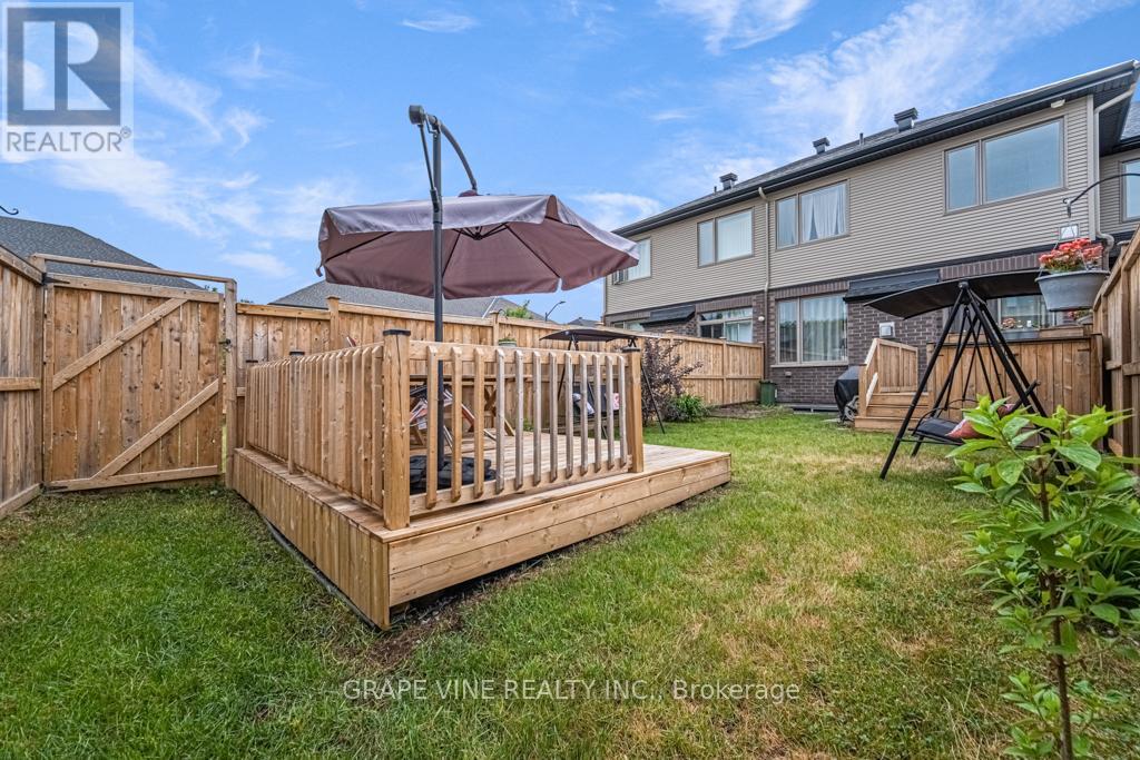 383 Memorial Grove, Ottawa, Ontario  K1X 0C7 - Photo 39 - X13010364