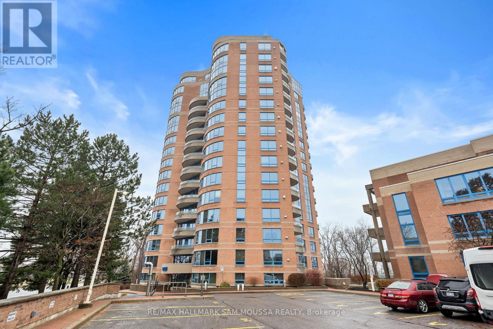 504 - 3105 Carling Avenue, Ottawa, Ontario  K2H 5A6 - Photo 2 - X13011526