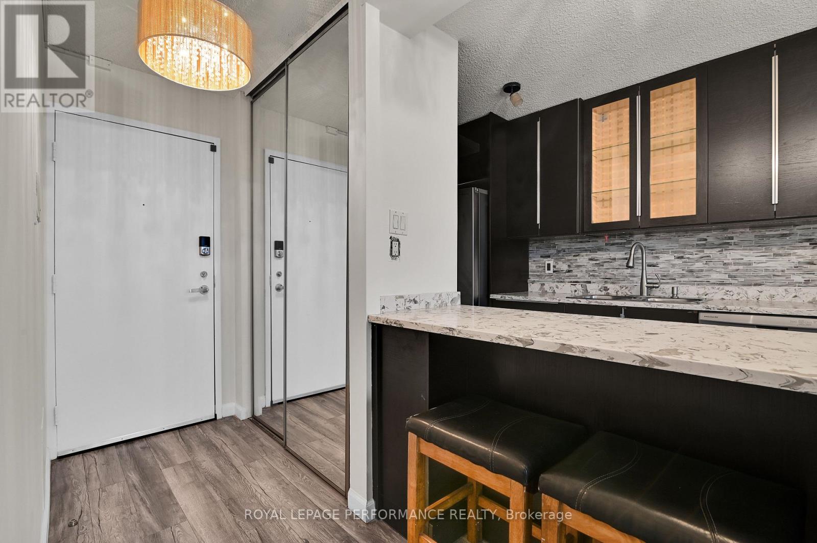 1102 - 1785 Frobisher Lane, Ottawa, Ontario  K1G 3T7 - Photo 10 - X13013140