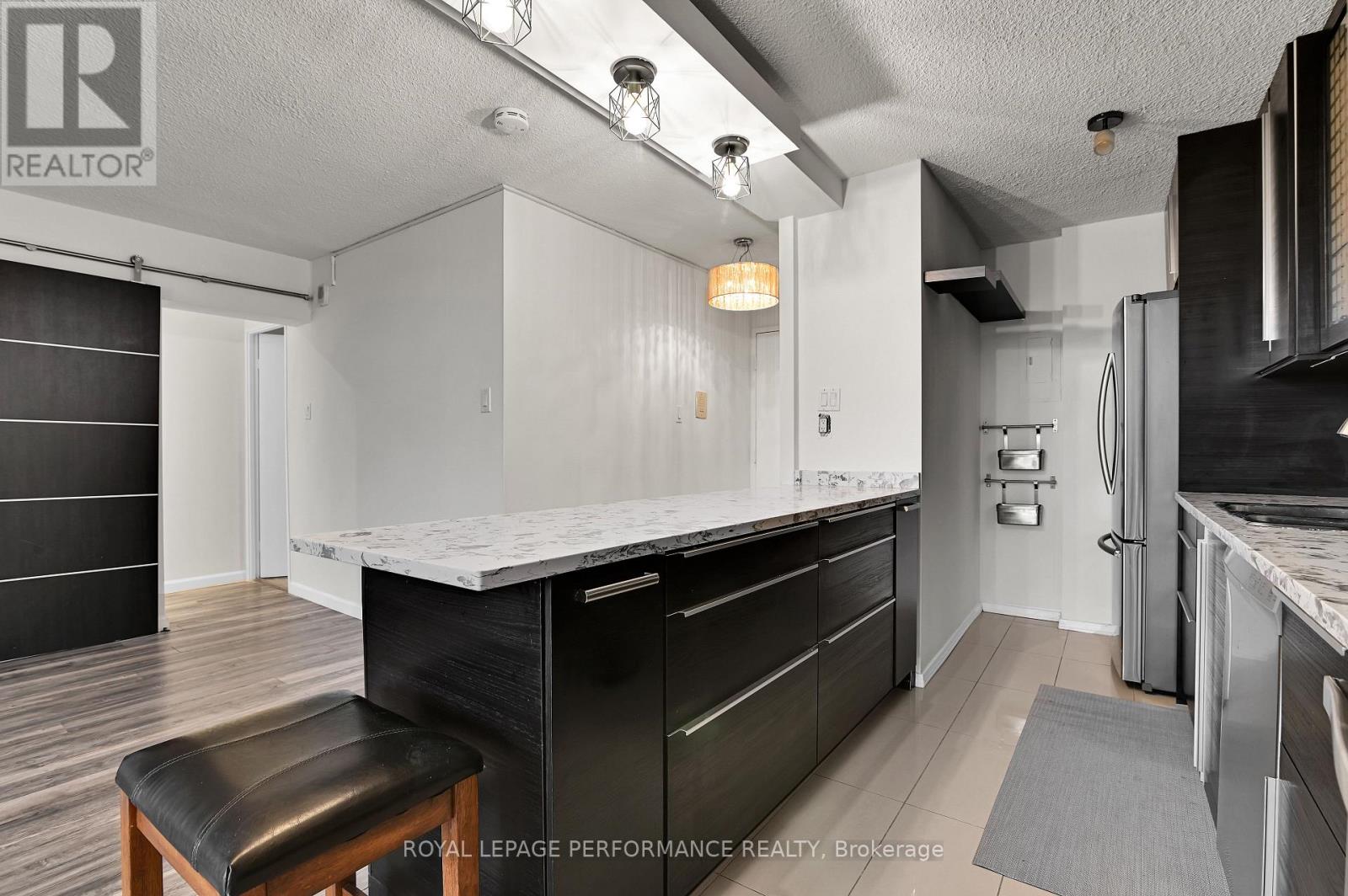 1102 - 1785 Frobisher Lane, Ottawa, Ontario  K1G 3T7 - Photo 13 - X13013140