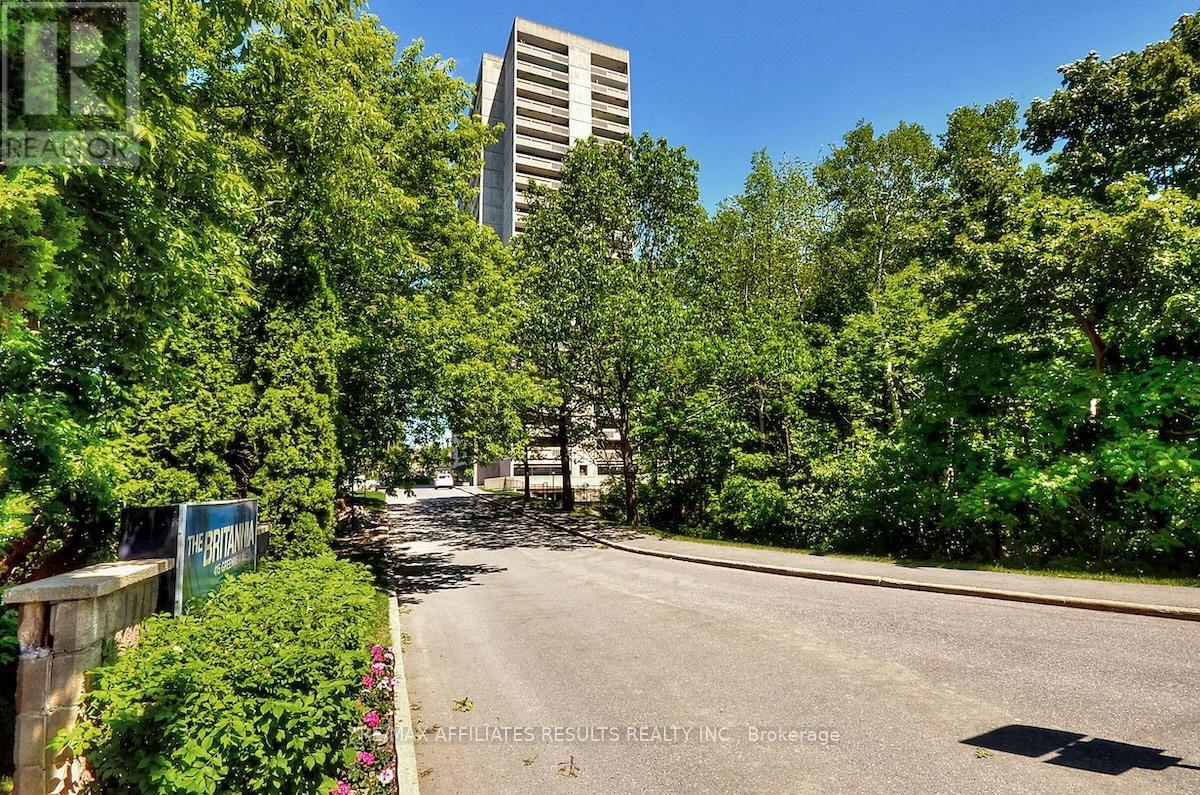 1609 - 415 Greenview Avenue, Ottawa, Ontario  K2B 8G5 - Photo 2 - X13013346