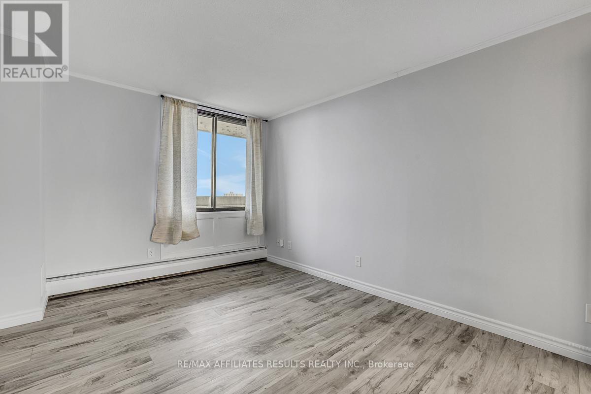 1609 - 415 Greenview Avenue, Ottawa, Ontario  K2B 8G5 - Photo 23 - X13013346