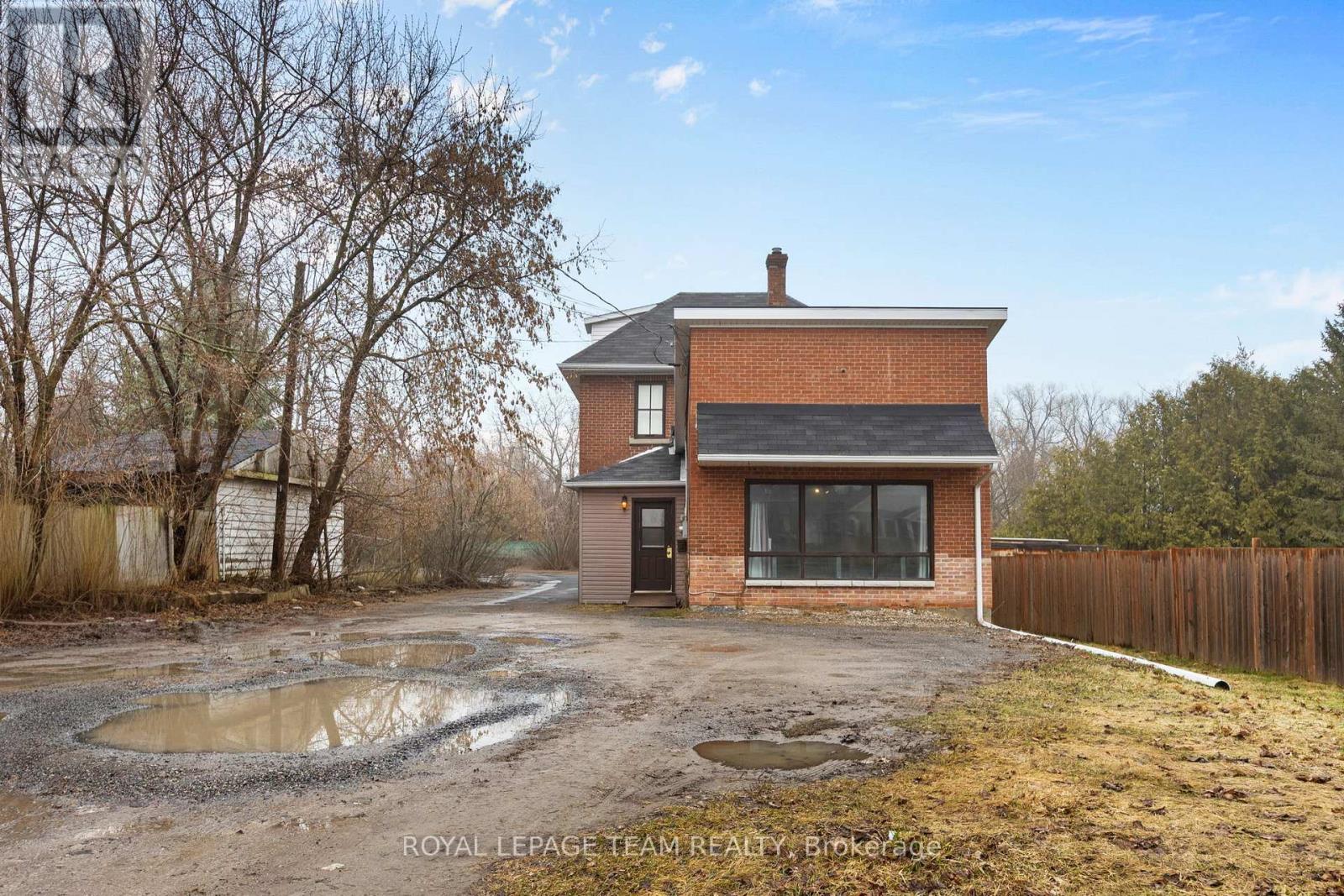 47 DANIEL STREET S, Arnprior, Ontario