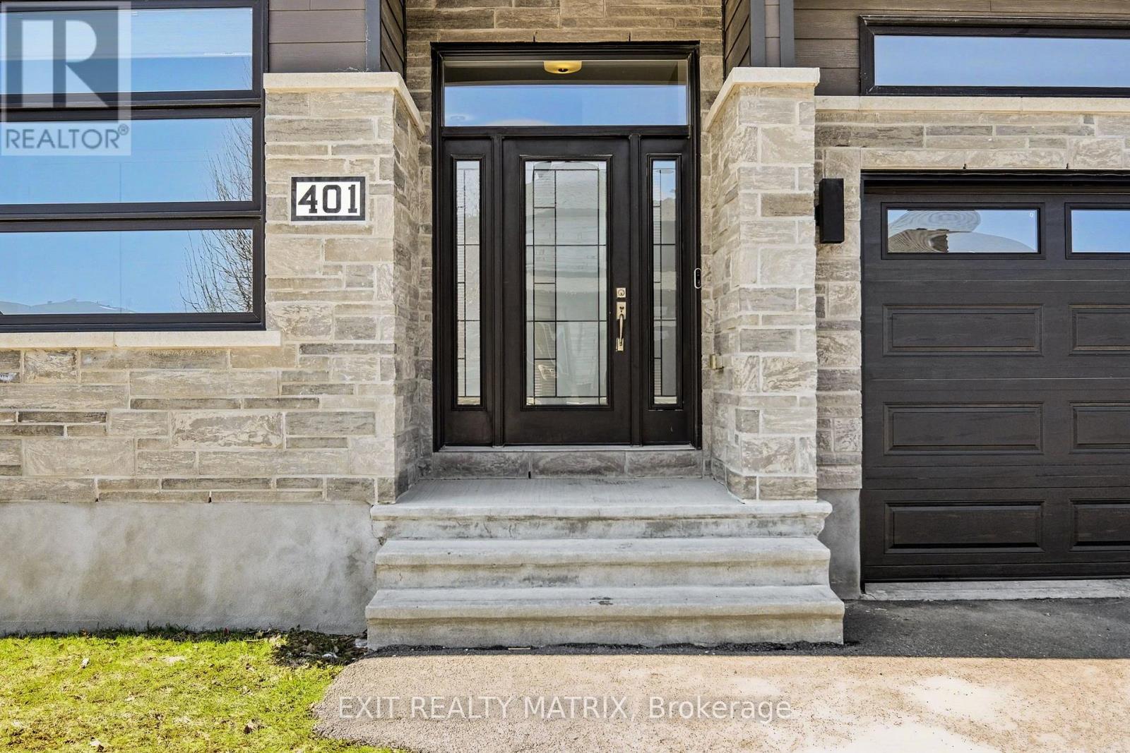 401 Bruges Street, Russell, Ontario  K0A 1W0 - Photo 2 - X13014294