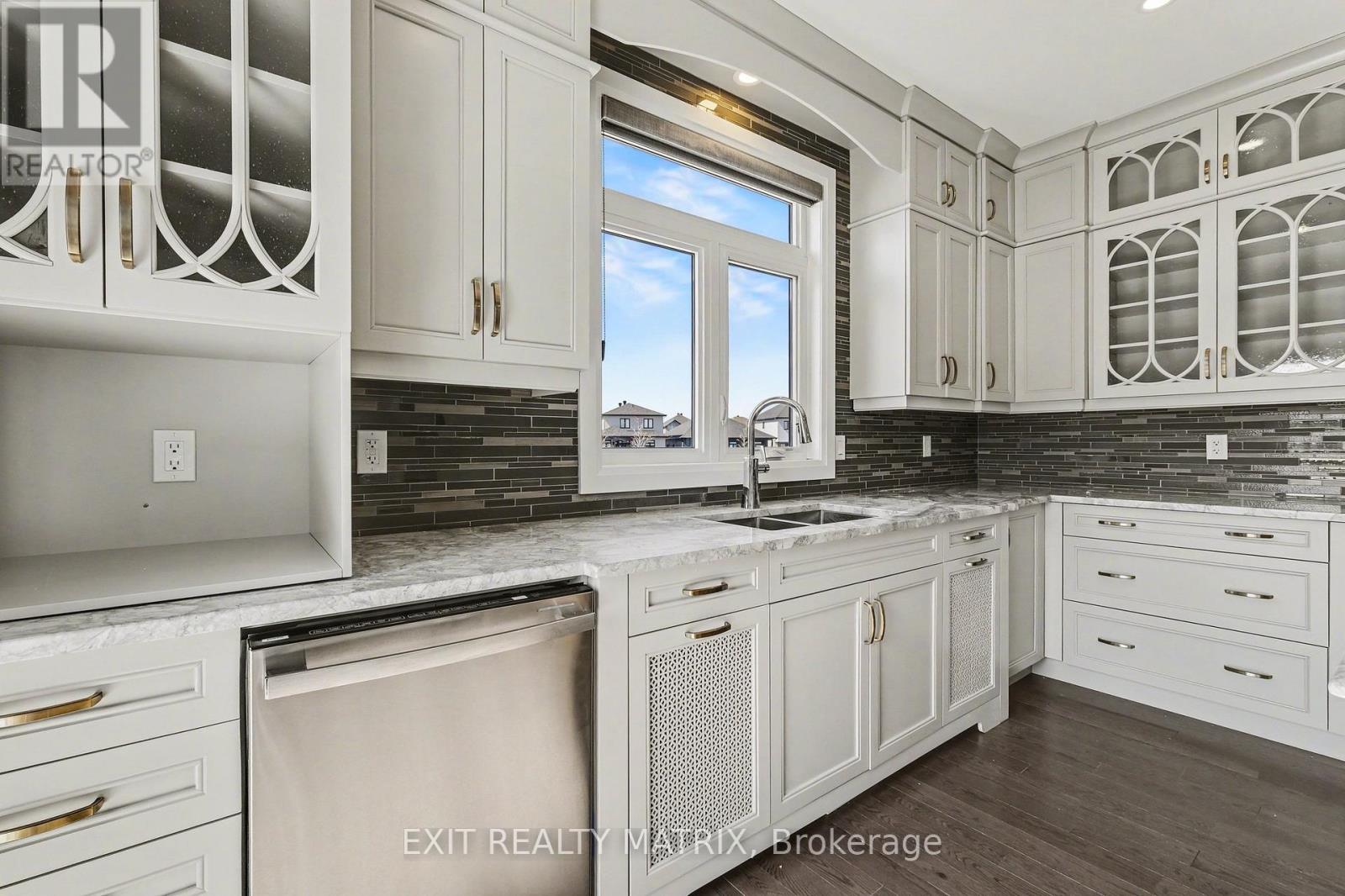 401 Bruges Street, Russell, Ontario  K0A 1W0 - Photo 5 - X13014294